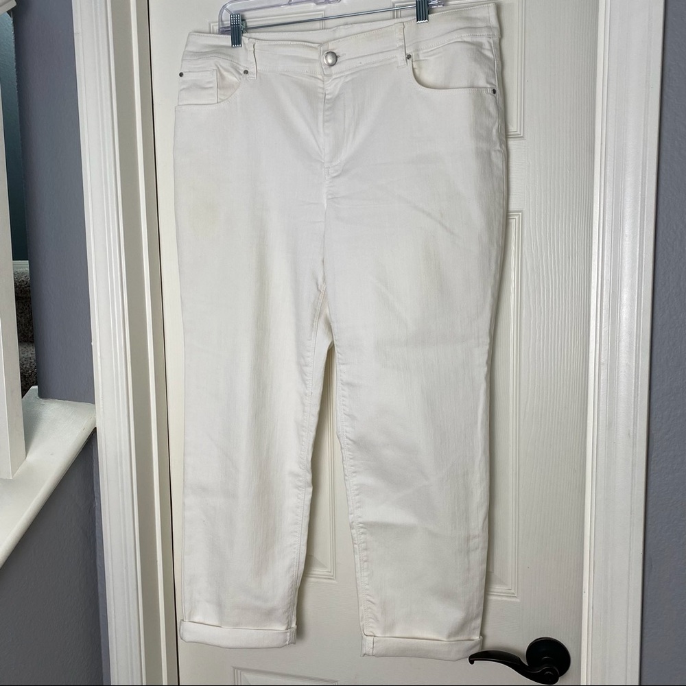 Chico’s Platinum White Ankle Jeans, Size 2.5